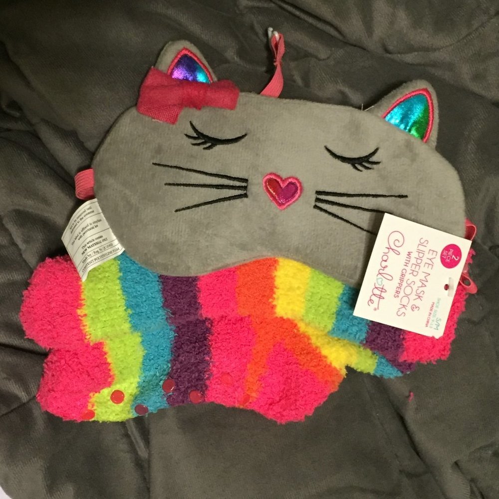 NWT Eye Mask & Slipper Grip Socks szS Cat Rainbow